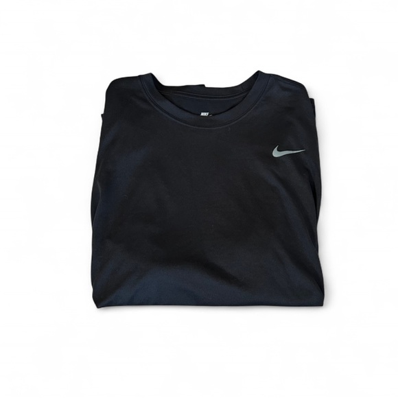 Nike Other - Like New Nike Men’s Dri-Fit The Nike Tee Long Sleeve Shirt Size XL